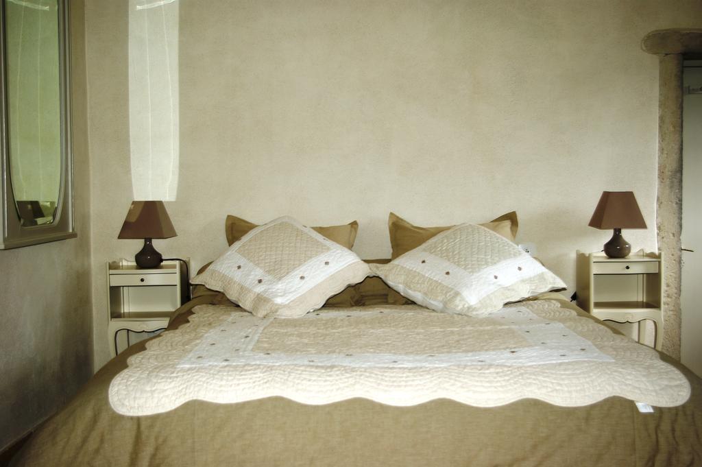 Bed and Breakfast Le Mas De La Fontaine Le Pegue Exterior foto